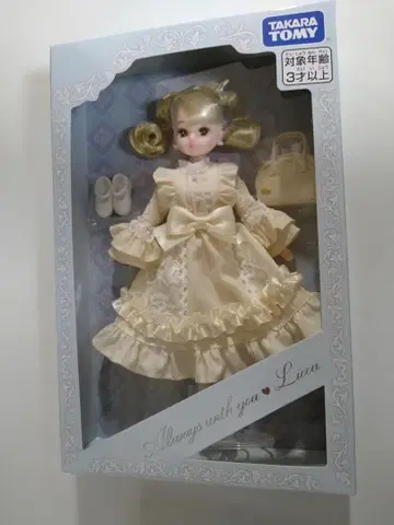 TAKARA TOMY 리카짱 인형 크림색 2025 주주 우대