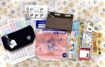 캐릭터 굿즈 세트 문구 스트랩 씰 묶음 판매