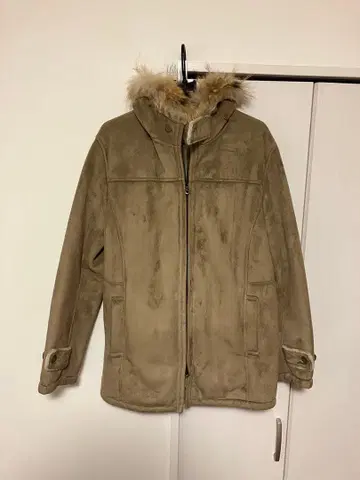 베이지 스웨이드풍 코트 퍼 부착 후드