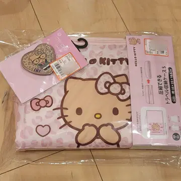 갸루 키티 트래블 파우치 S와 캔뱃지 세트 레오파드 무늬 핑크 아베일