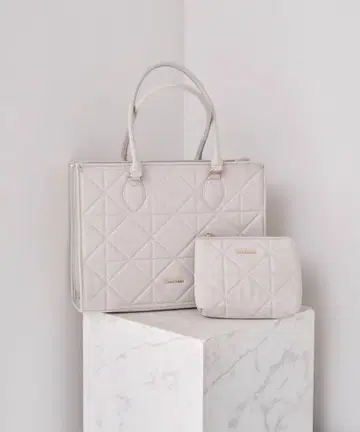 Rose Muse quilting big tote