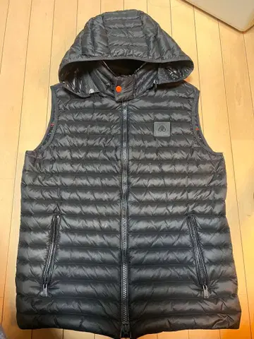 Moose knuckles 베스트 M 사이즈