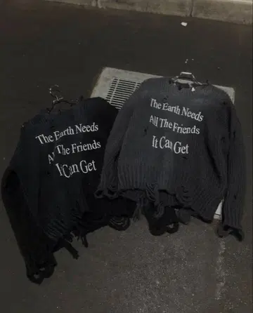 [ y2k ] logo damage knit