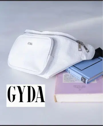 GYDA 바디백 화이트