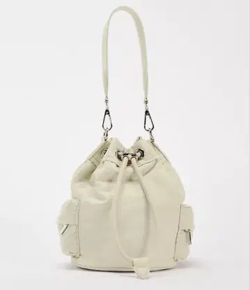 [ 새상품급 ] ZARA 화이트 복조리형 숄더&핸드백