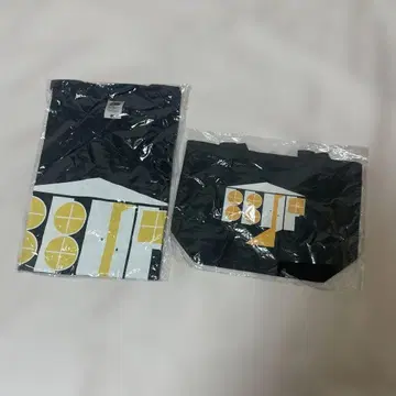새상품 BBHF T셔츠 백
