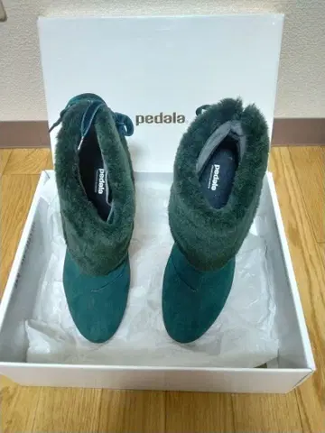 페달라 그린 퍼 부티