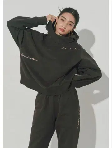 ALEXIASTAM 후드티 후디