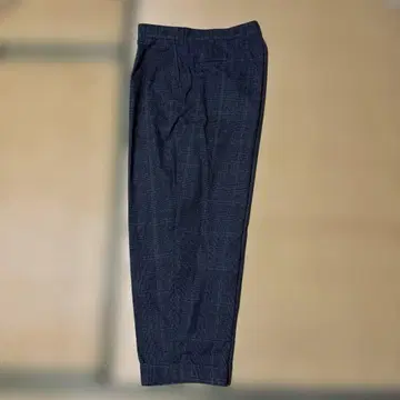 차콜 체크 무늬 투 턱 와이드 팬츠