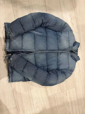데님풍 다운 재킷 후드 부착