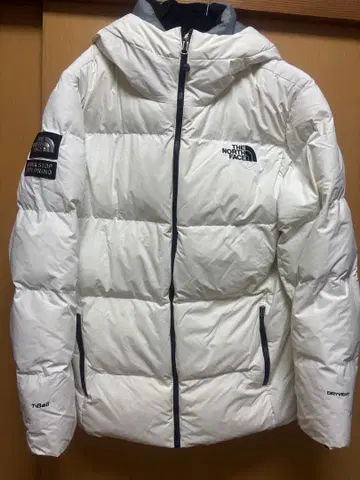 THE NORTH FACE 화이트 다운 자켓