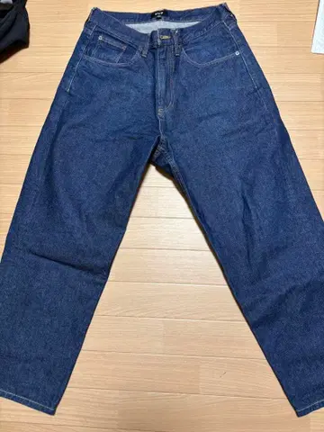 HUF 다크 블루 데님 30인치