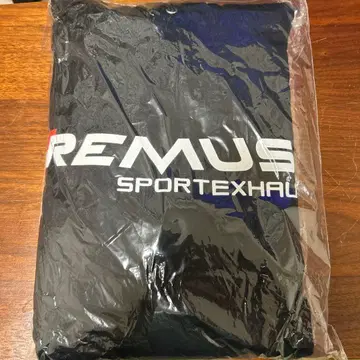 새상품 미사용 REMUS SPORTEXHAUST 후드티 블랙 L 사이즈