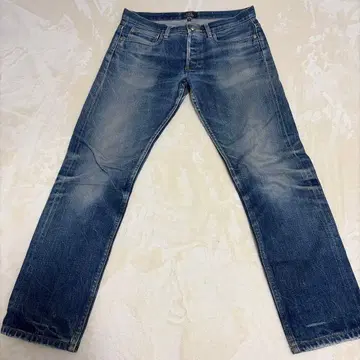 A.P.C. 색빠짐 청바지 30인치