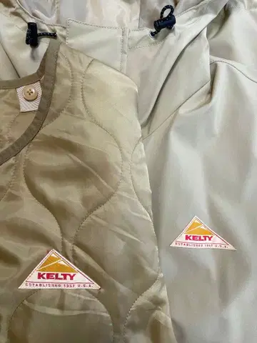 사만사 모스모스 KELTY 마운틴 파카 & 블루종 탈부착 가능 베이지
