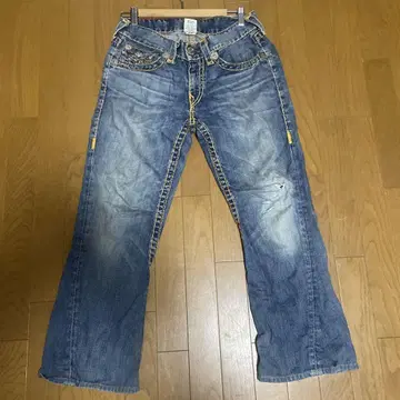 트루 릴리젼 31인치