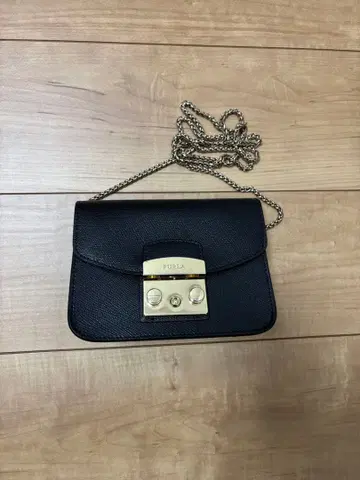 [ FURLA ] 체인 숄더백
