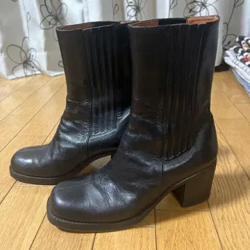 ing 블랙 가죽 사이드 고어 부츠 하이힐