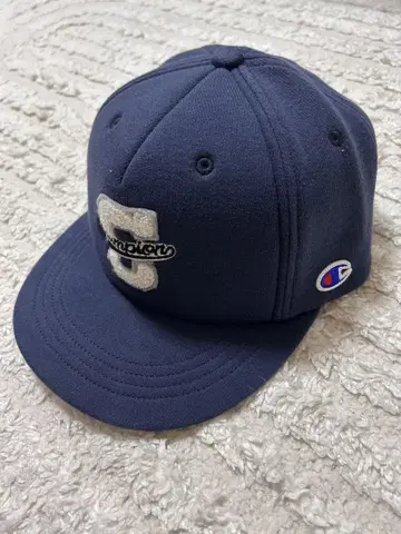 Champion 네이비 캡 NY 자수