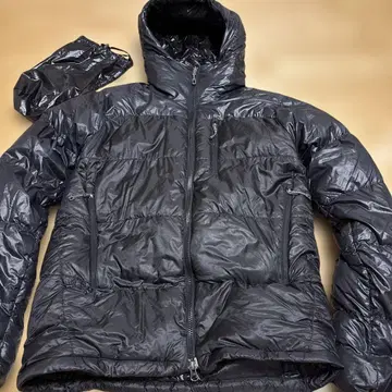 Patagonia 피츠로이 다운 후디 다운 자켓 XS 블랙
