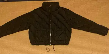 ZARA 블랙 다운 자켓 M 사이즈