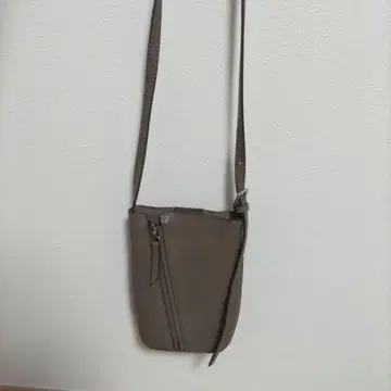 [ nouer ] 브라운 스마트폰 숄더백