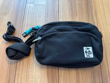 chums 숄더 파우치 맨투맨 ( 숄더백 ) Black/블랙