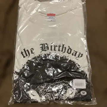 the Birthday HOWLING T셔츠 M 사이즈