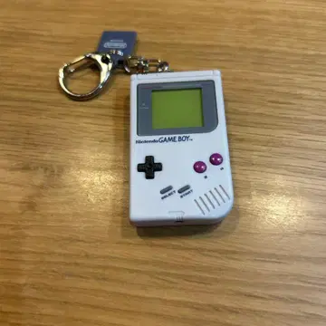 닌텐도 뮤지엄 키링 게임보이