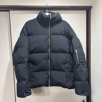 블랙 다운 자켓