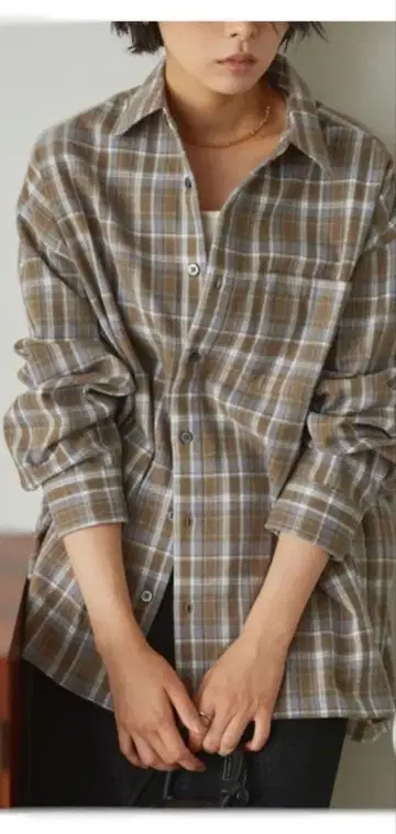 브라운 체크 무늬 플란넬 긴팔 셔츠