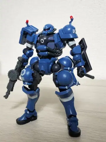 HG 군경 자쿠