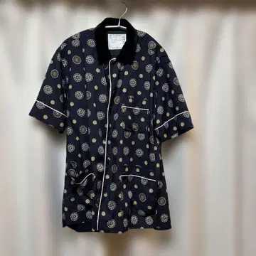 sacai 반팔 셔츠 네이비 원형 무늬 사이즈 1