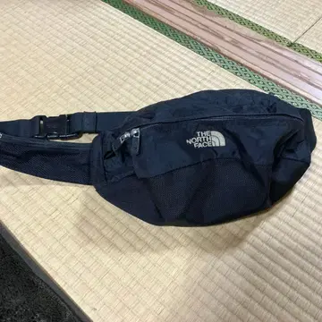 THE NORTH FACE 바디백 블랙