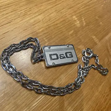 D&G 체인 목걸이