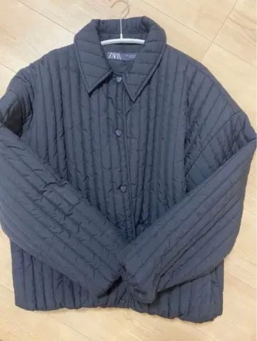 ZARA 하트 버튼 충전솜 퀼팅 자켓 블랙