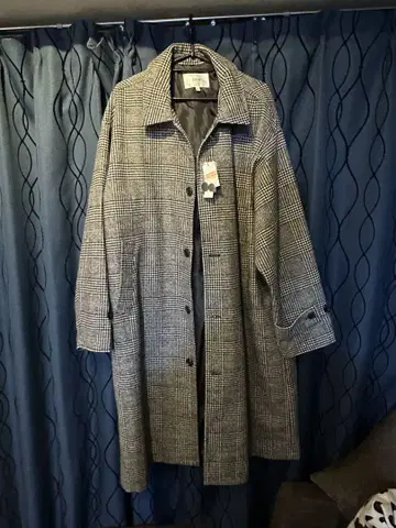 [ 새상품 ] 체크 무늬 롱 코트 L 사이즈