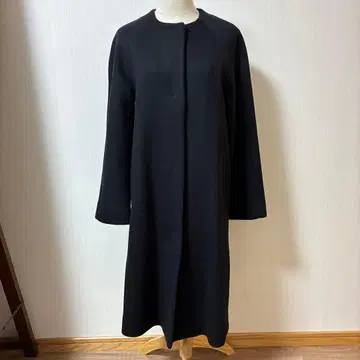 Demi-Luxe BEAMS / 숏 비버 노카라 코트