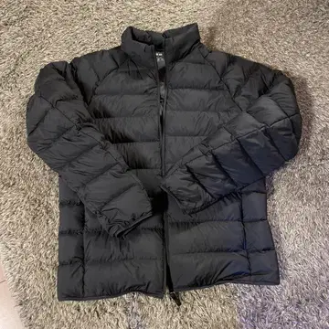 UNIQLO 울트라 라이트 다운 자켓 블랙 남성용 L