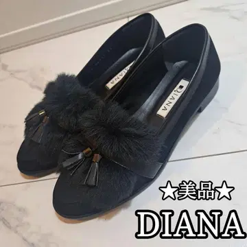 DIANA 다이애나 퍼 달린 태슬 로퍼 블랙 22cm 플랫