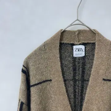 ZARA 베이지 체크 무늬 가디건 [ 새상품급 ]