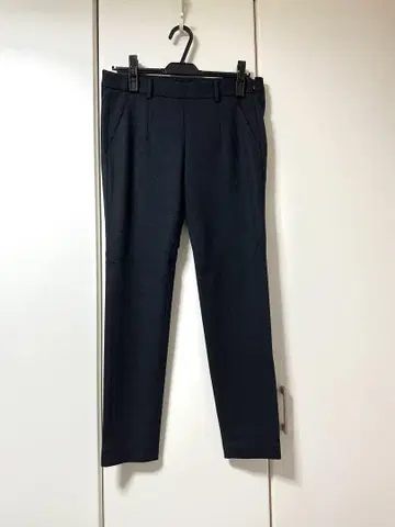 [ 새상품급 ] Theory Luxe 울 네이비 스트레치 팬츠 38