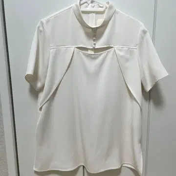 Ameri 화이트 반팔 셔츠