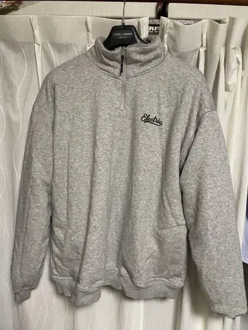 일렉트릭 UNDERVOLT REVERSIBLE HALF ZIP