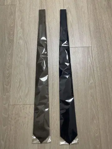 유니버설 랭귀지 넥타이 2개 세트