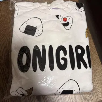 오니기리 패턴 화이트 맨투맨 사이즈 2 푸뉴즈 punyus