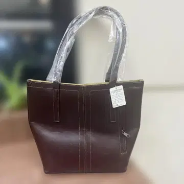 미사용품 ATTENTION 소가죽 다크 브라운 레더 토트백