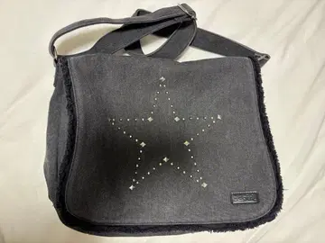 X-girl 스터드 메신저 백 블랙