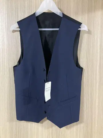 MAJI 네이비 수트 베스트
