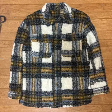 ZARA 체크 무늬 플리스 자켓 L 사이즈